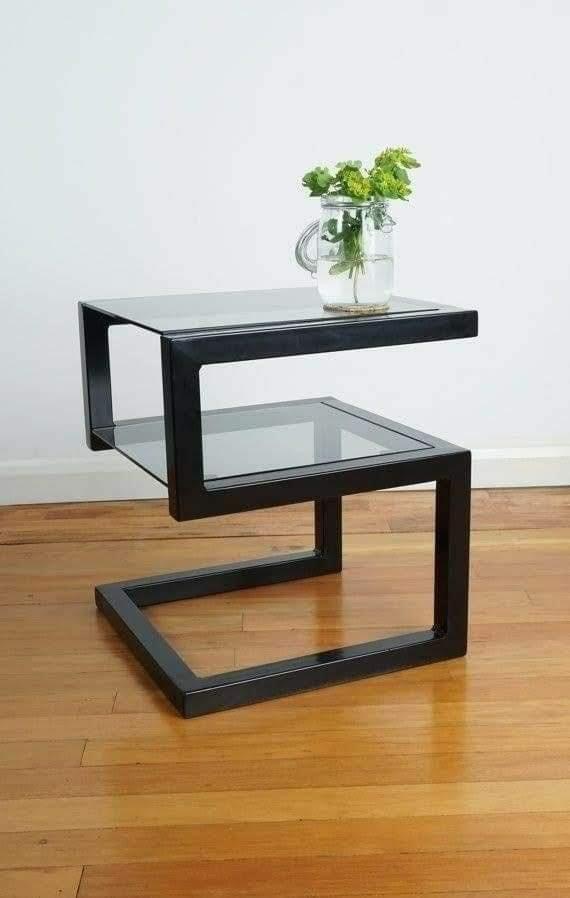 Mesa Auxiliar Moderna